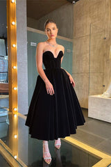 Black Tea-Length Prom Dress Sweetheart Ruffle Satin Evening Dress Sleeveless