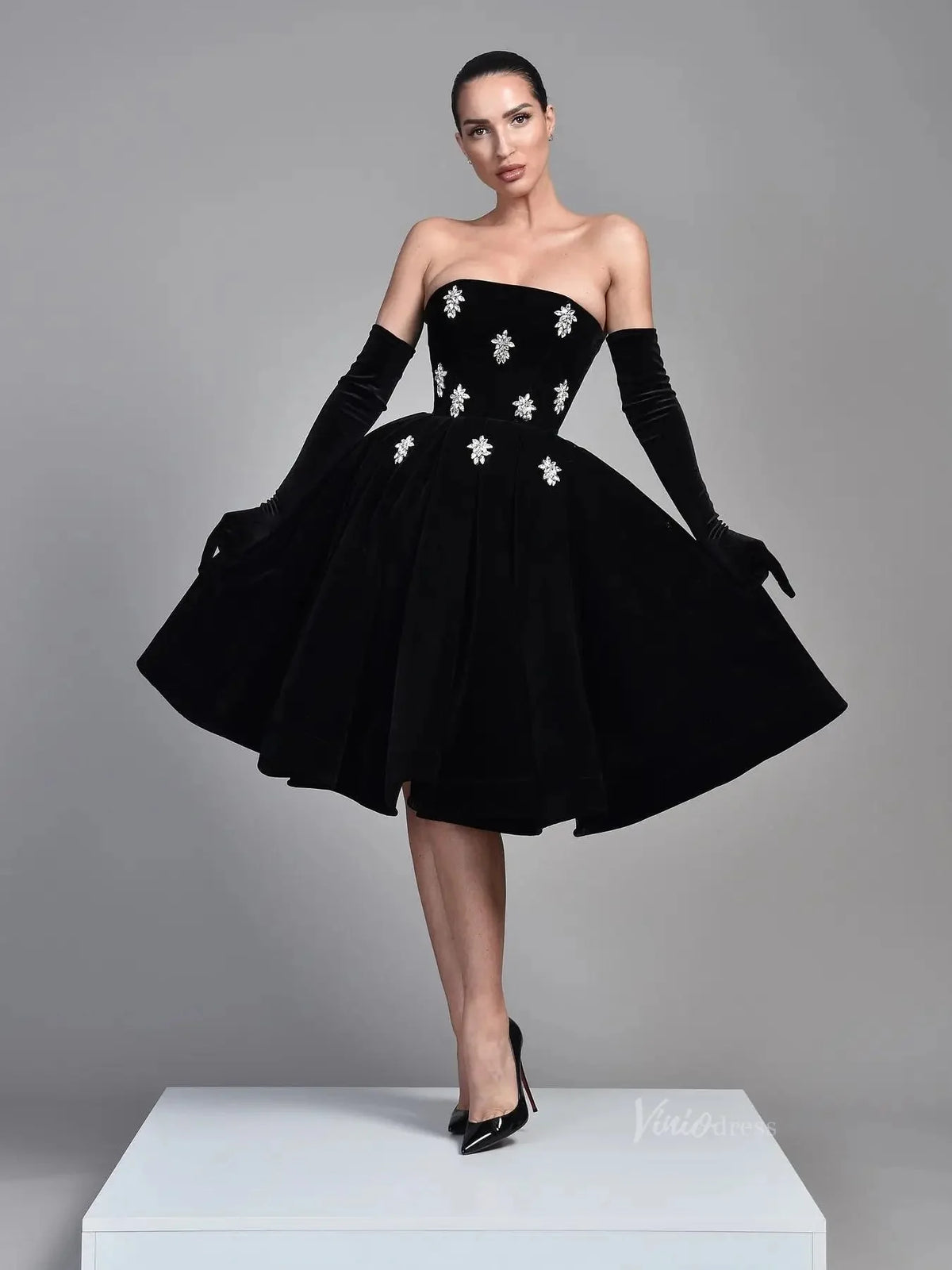 Black Velvet Short Prom Dresses with Rhinestones - Strapless Homecoming Dress - FD5276