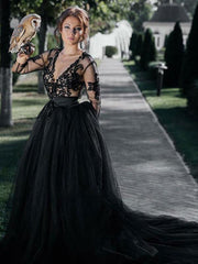 Black Wedding Dresses Tulle A-Line V-Neck Long Sleeves Backless Lace Bridal Gown