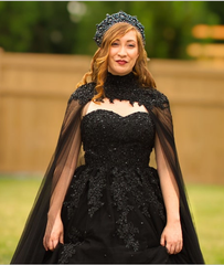 2024 Black Wedding Dresses Crystals Appliques Tulle Cape Brida Wear
