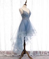 Blue High Low Tulle V-Neck Stracles Robe de fête avec dentelle, robe de retour mignonne