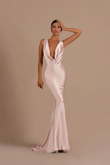 Elegant Champagne Mermaid Prom Dress Long Slimming with Ruffles