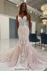 Spaghetti Straps White Mermaid Wedding Dress V-neck Tulle Lace Bridal Gown