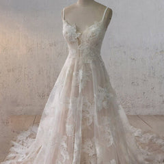 Boho White A-Line Lace Appliques Wedding Dress