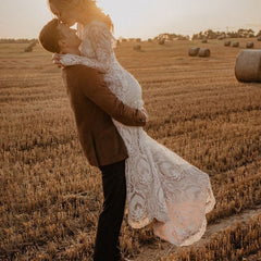 Gorgeous Lace Bohemian Wedding Dresses Long Sleeves Beach Wedding Gown