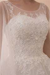 Cape Cloak Tule Appliques witte trouwjurken