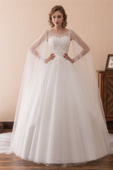 Cape Cloak Tule Appliques witte trouwjurken