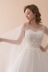 Cape Cloak Tule Appliques witte trouwjurken