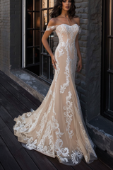Boho Wedding Dresses Mermaid Off The Shoulder Lace Short Sleeve Bridal Gown With Sweep Train