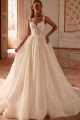 Gorgeous Tulle Lace Aline Wedding Dress Sweetheart with Chapel Train