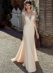 White Simple Wedding Dress White Chiffon Illusion Sleeveless Court Train Applique Sheath Bridal Gowns