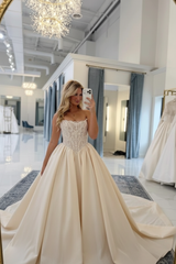 Elegant Strapless Satin Princess Wedding Dress Beadings Corset Lace Bridal Gown