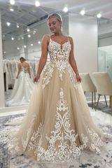 Sweetheart Spaghetti Straps Appliques Lace A-Line Wedding Dresses