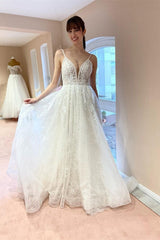 Spaghetti Straps Lace Tulle Wedding Dress A Line with Appliques