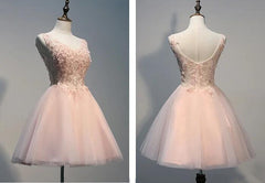 Charmante robe formelle en tulle rose perlé, belles robes de retour à la maison