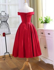 Charmant satin rouge de l'épaule robe de retour, robe de fête