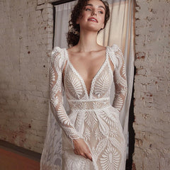 Gorgeous Bohemian Lace Wedding Dresses with Detachable Sleeves
