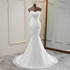 Chique lange zeemeermin strapless kanten appliques trouwjurk