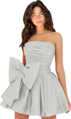 Chic Sleeveless Ruched Short Homecoming Dresses Lace Up Mini Party Wear Dress with Bow