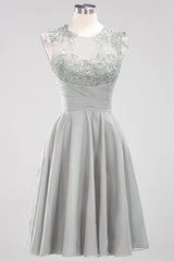 Chiffon Round Neck Short Bridesmaid Dresses with Appliques