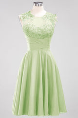 Chiffon Round Neck Short Bridesmaid Dresses with Appliques