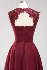 Chiffon Round Neck Short Bridesmaid Dresses with Appliques