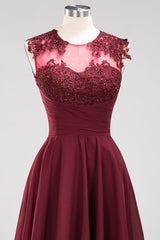 Chiffon Round Neck Short Bridesmaid Dresses with Appliques