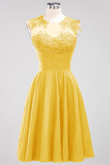 Chiffon Round Neck Short Bridesmaid Dresses with Appliques
