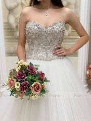 Classic Strapless Beaded Tulle Wedding Dresses with Train VW1356