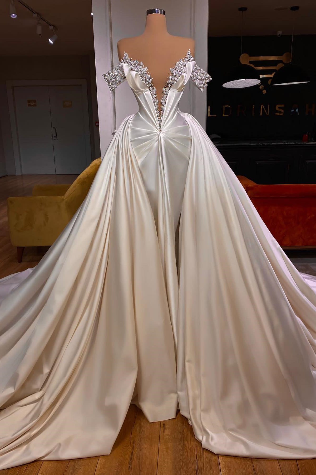 Classic V-hals off-the-shoulder prom-jurken met kralen
