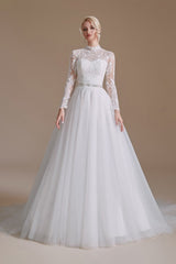 Classy and Elegant Long Sleeves Wedding Dress with Tulle Lace