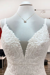 Stijlvolle lange zeemeermin v-neck satijn open rug trouwjurk met kantapparatuur