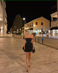 mignon une ligne noire sans bretelles robe de retour 18e anniversaire tenues