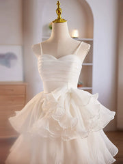 Mignon Robe de bal en orgue de cou chérie, robes de retour à la maison blanches