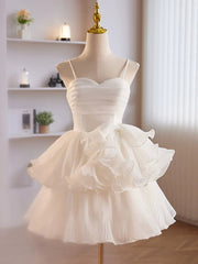 Mignon Robe de bal en orgue de cou chérie, robes de retour à la maison blanches