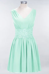 Cute V-Neck Sleeveless Lace Bridesmaid Dresses Knee Length