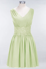 Cute V-Neck Sleeveless Lace Bridesmaid Dresses Knee Length