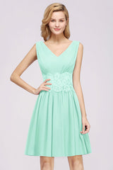 Cute V-Neck Sleeveless Lace Bridesmaid Dresses Knee Length