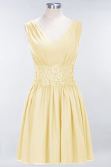 Cute V-Neck Sleeveless Lace Bridesmaid Dresses Knee Length