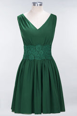 Cute V-Neck Sleeveless Lace Bridesmaid Dresses Knee Length