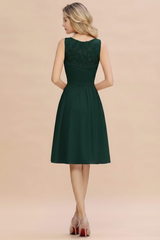 Elegant Ruffle Chiffon Short Bridesmaid Dress Sleeveless V-Neck Aline Knee Length Homecoming Dress