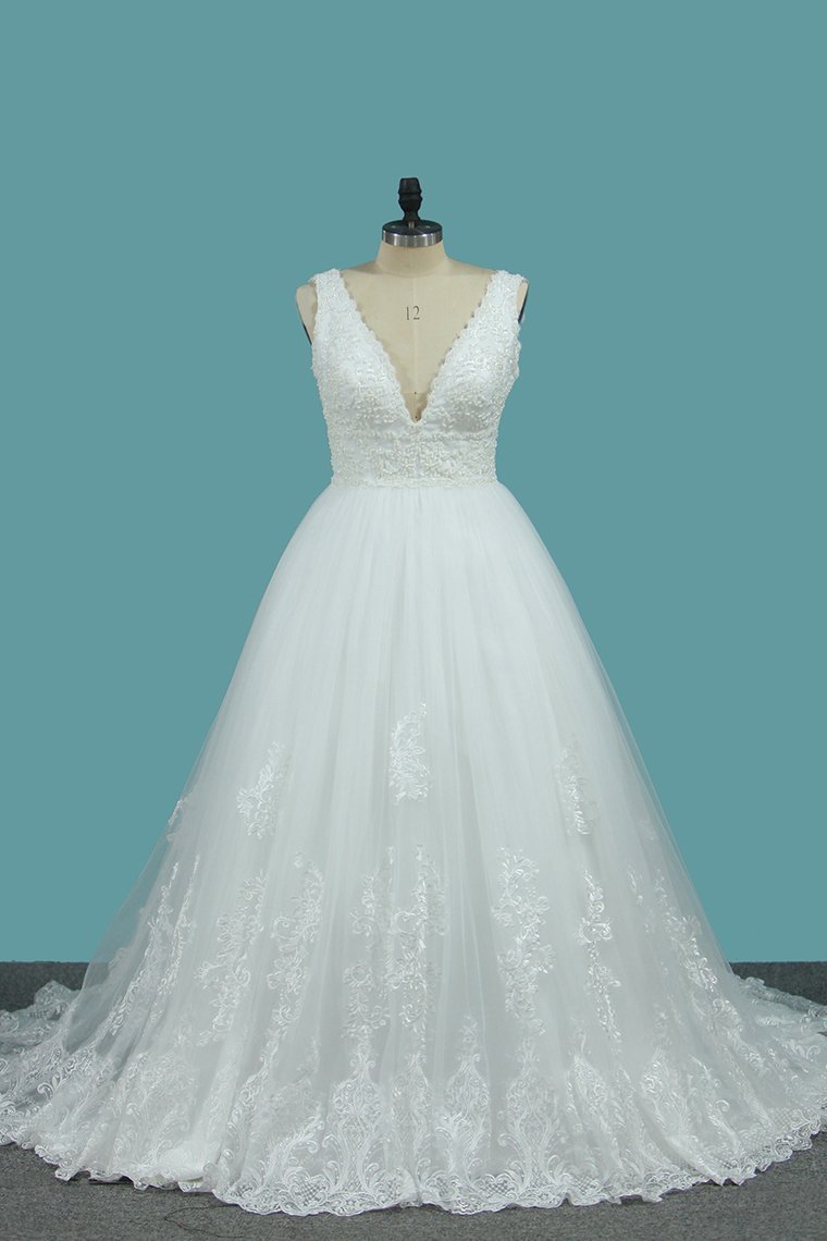 Deep V-Neck Backless Long Wedding Dress With Lace Appliques