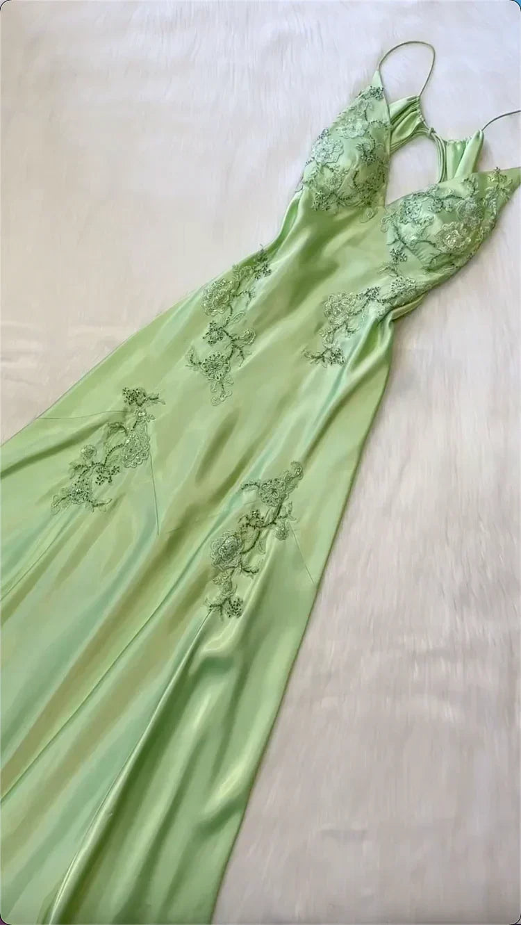 Vintage Green V-neck Embroidery Prom Dress Sheath Ruffled Evening Dress Satin Fairy Dress HZ1024