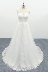 Elegant Appliques Tulle A-line Wedding Dress
