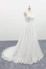 Elegant Appliques Tulle A-line Wedding Dress