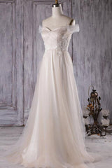 Elegant Cold-shoulder Sweep Train Wedding Dress