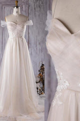 Elegant Cold-shoulder Sweep Train Wedding Dress