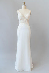 Elegant Lace Mermaid Wedding Dress Floor Length Bridal Gown with Sleeves