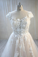 Elegante lange A-Line Bateau Backless Appliques Lace Tule trouwjurk