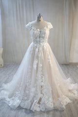 Elegante lange A-Line Bateau Backless Appliques Lace Tule trouwjurk